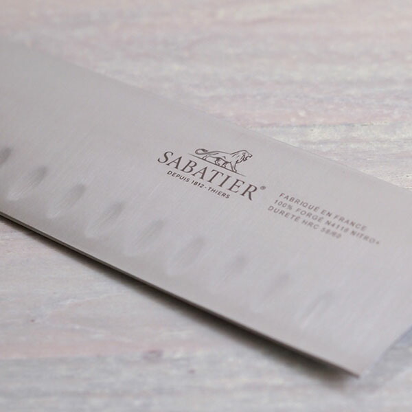 【取扱終了0325】【在庫限りのスペシャルプライス】サバティエ　Perigord　三徳包丁　18cm　ウォールナット　/　SABATIER