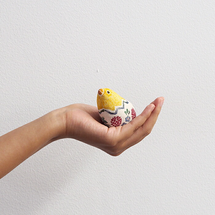 真工藝　木版手染めぬいぐるみ　干支シリーズ・仔　酉　ひよこ