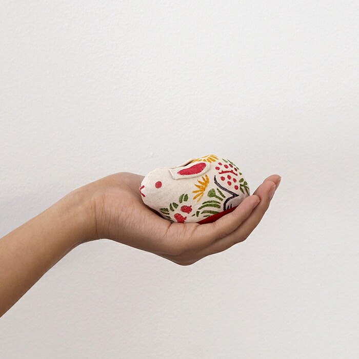 真工藝　木版手染めぬいぐるみ　干支シリーズ・仔　卯　うさぎ