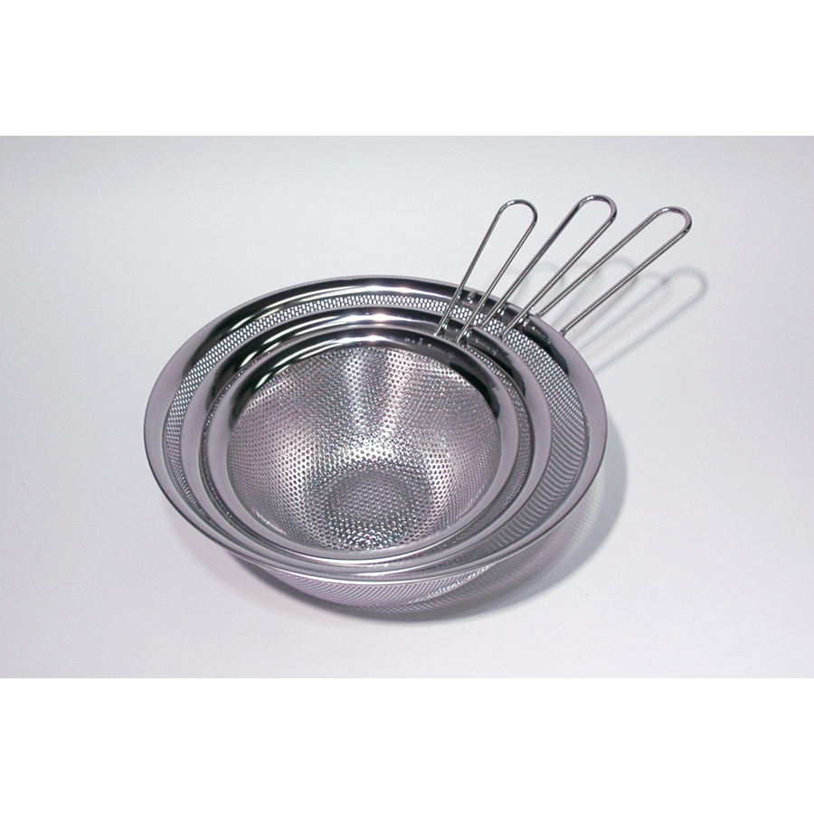 柳宗理　手付きパンチングストレーナー　19cm　/　Sori　Yanagi