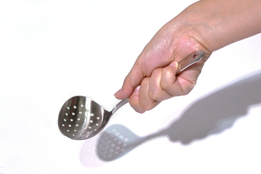 柳宗理　キッチンツール　スキンマー　S　/　Sori　Yanagi