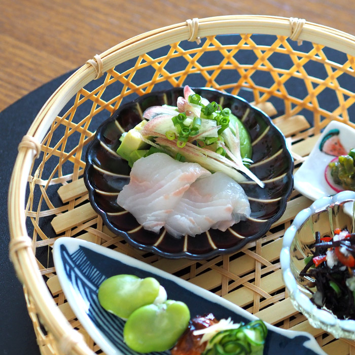 トウジキトンヤ　ぎやまん　3寸皿　漆　/　TOJIKI　TONYA