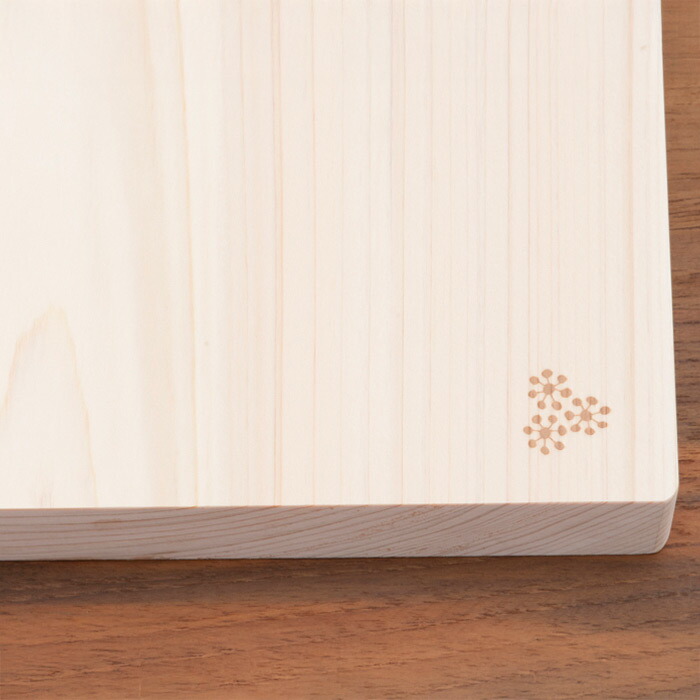 土佐龍　四万十ひのき　一枚板まな板　24×24　オリジナル焼印　/　TOSARYU