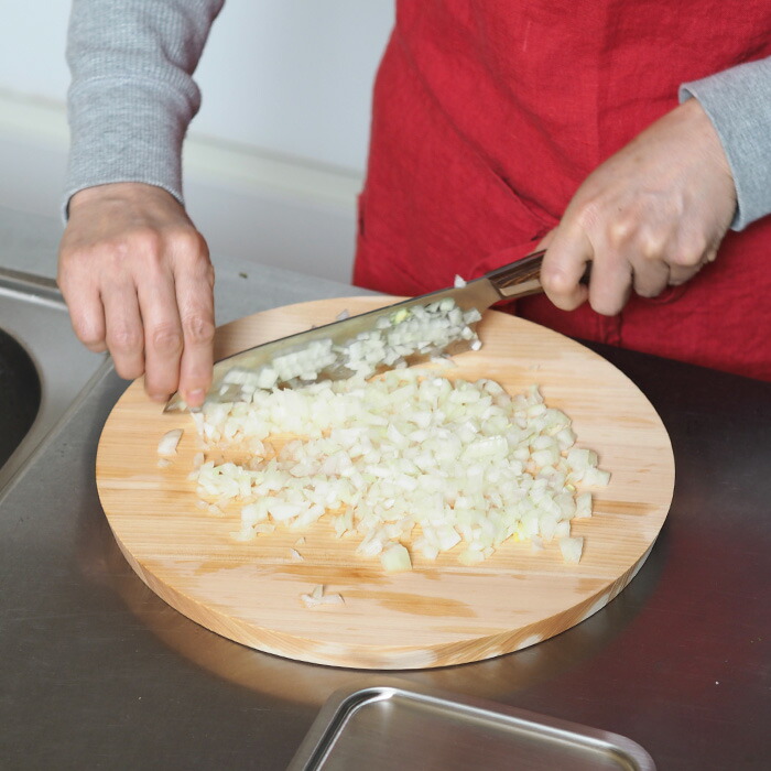 【プロキッチンオリジナル】四万十ひのき　まるいまな板　30cm（2cm厚）　/　PROKITCHEN