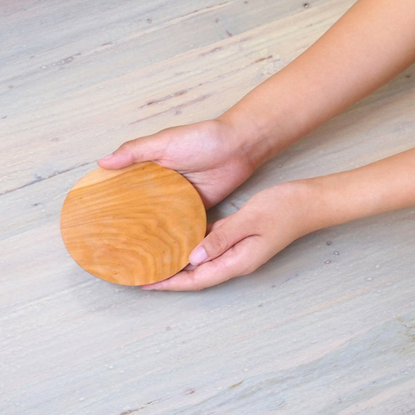 【プロキッチンオリジナル】木の丸い小皿　桜　/　PROKITCHEN