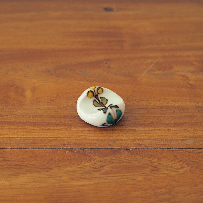 徳永遊心窯　色絵　花繋ぎ　箸置き