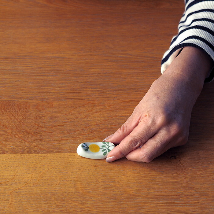 徳永遊心窯　色絵　花蛍　箸置き