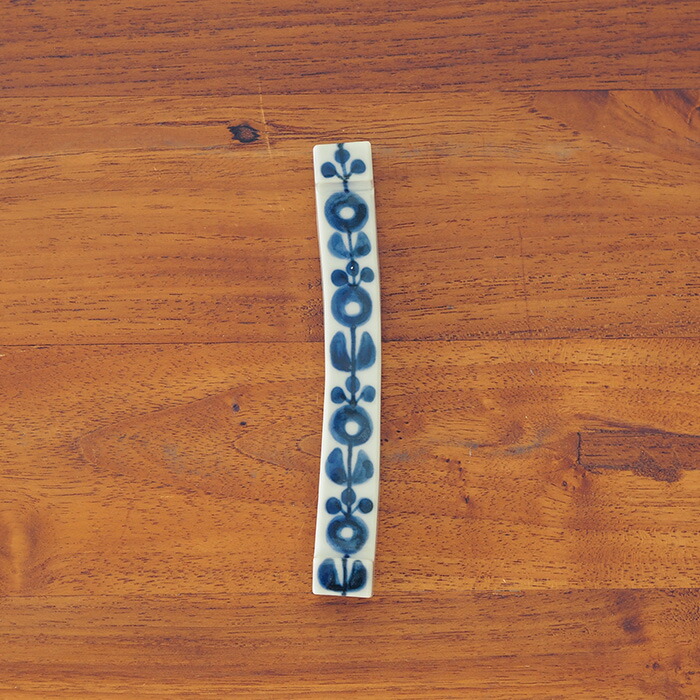 徳永遊心窯　染付　呉須輪花繋ぎ　カトラリーレスト