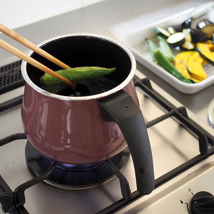 ヴェーエムエフ　フュージョンテック　ミネラル　マルチポット　14cm　蓋付　ブラック　/　WMF