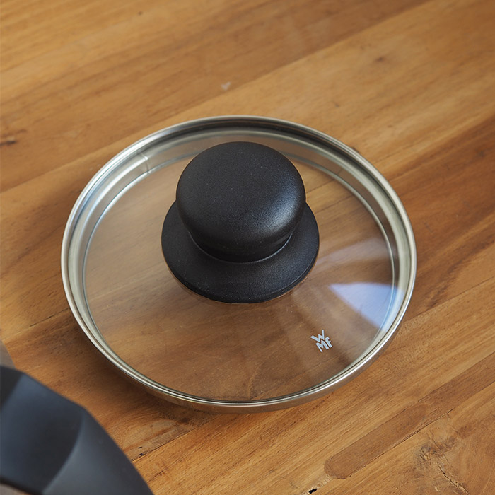 ヴェーエムエフ　フュージョンテック　ミネラル　マルチポット　14cm　蓋付　プラチナム　/　WMF