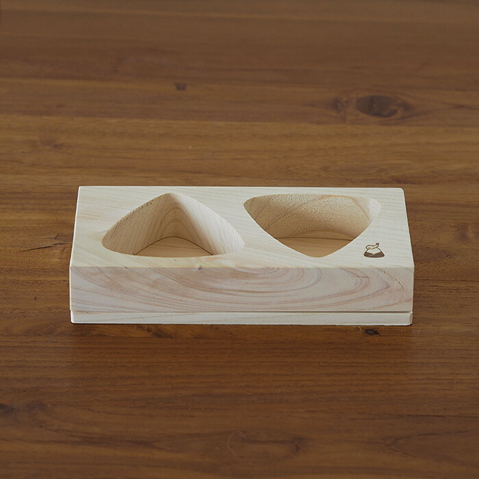 【プロキッチンオリジナル】山一　おにぎり型　ひのき　2穴　大　/　PROKITCHEN