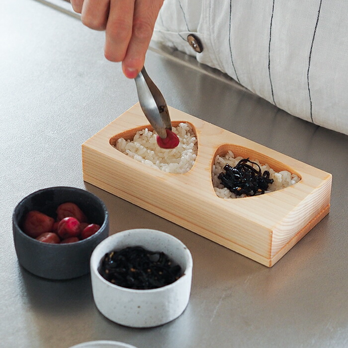 【プロキッチンオリジナル】山一　おにぎり型　ひのき　2穴　大　/　PROKITCHEN