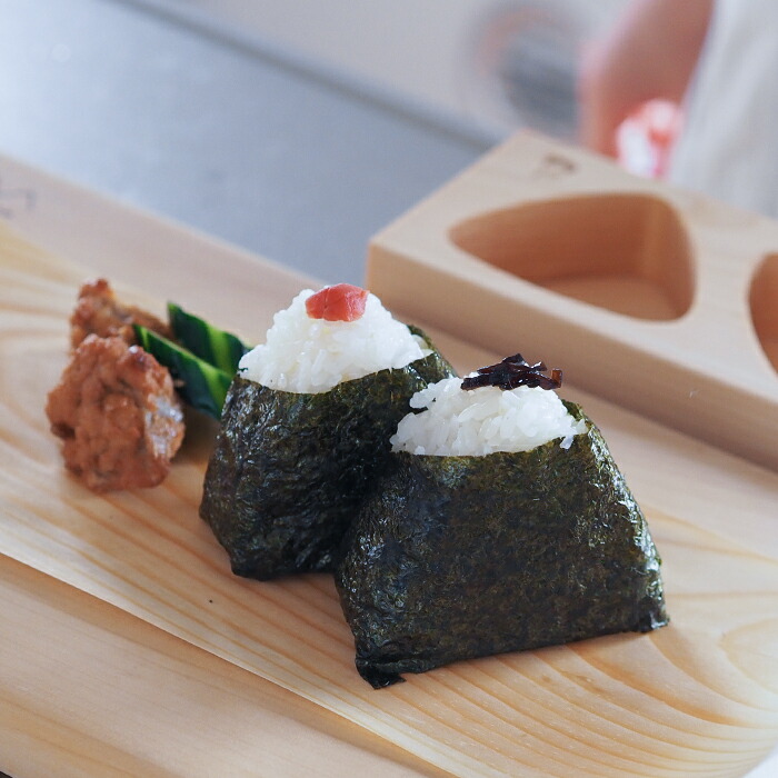 【プロキッチンオリジナル】山一　おにぎり型　ひのき　2穴　大　/　PROKITCHEN