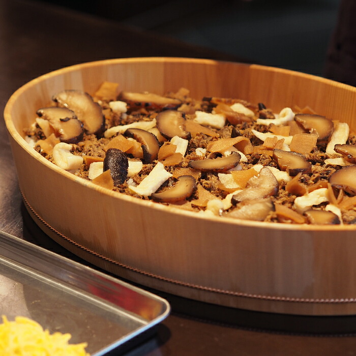 ■山一　楕円の飯台　小　専用蓋付